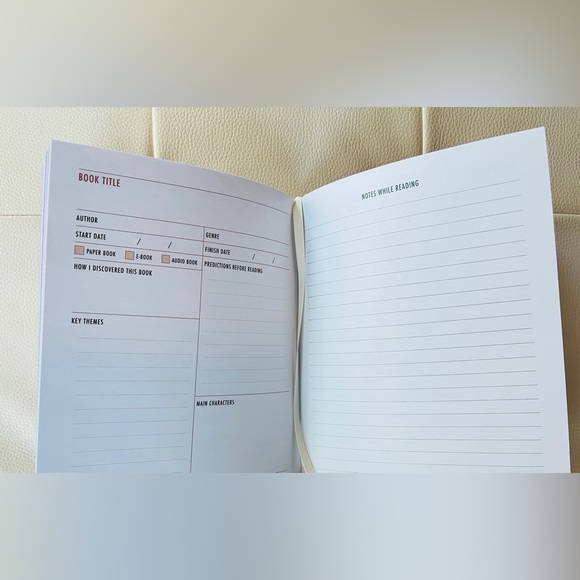 Totally Booked: A Reading Journal & TUL Pen Set - Picture 7 of 7